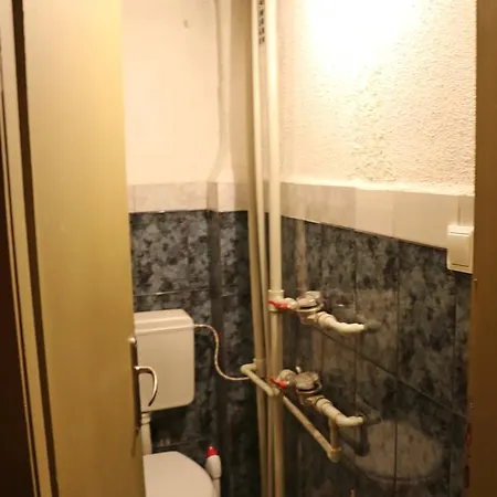 Spacious With A Fireplace